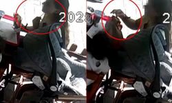 Mide bulandırdı! Tostun içine koyarken görüntülendi