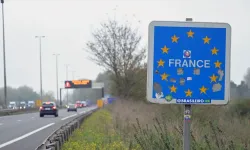 AB'nin vizesiz seyahat bölgesi Şengen 40 yaşında