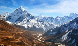Himalayalar sessiz tehlike altında! Uzmanlar erken uyarı sistemi çağrısı yaptı
