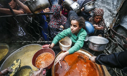 UNRWA: Gazze'deki yardım noktaları İsrail saldırılarının hedefinde