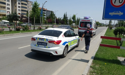 Malatya'da korkutan olay! Kocasına kızdı kendini arabadan attı