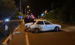 Sivas-Ankara kara yolunda iki otomobil çarpıştı: 5 kişi yaralandı