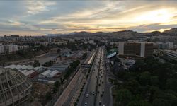 Suriye'de yeni dönemin inşası: Kritik eşikler ve Türkiye'nin rolü
