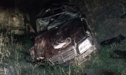 Tokat’ta feci kaza: Şarampole yuvarlanan otomobilde 5 kişi yaralandı