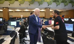 Vali Davut Gül'den bayram mesaisi