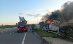 Devrilen TIR yandı: Sürücüsü alkollü çıktı