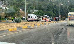 Isparta'da minibüs devrildi: 1'i ağır 9 kişi yaralandı