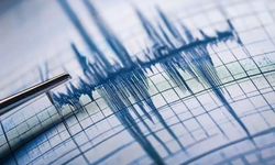 İzmir'de 3.2 büyüklüğünde deprem