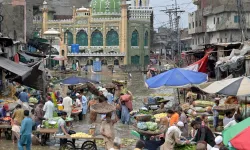 Pakistan'da sel felaketi: Can kaybı 266'ya yükseldi