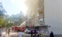 Konya'da 5 katlı apartmandaki dairede yangın