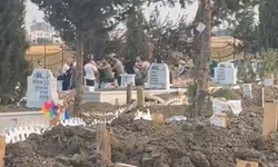 Mezarlıkta başlayan tartışma kavgaya dönüştü