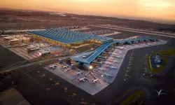İstanbul Havalimanı'nda rekor! Bir saatte 81 uçak havalandı