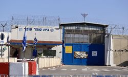 Katil İsrail'in hapishanelerinde 7 Ekim'den bu yana ölen Filistinlilerin sayısı 74'e çıktı