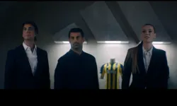 Fenerbahçe, eski oyuncularıyla yeni sezon formalarını tanıttı