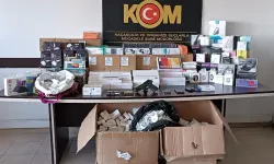 Mersin'de kaçak telefon operasyonu: 12 gözaltı