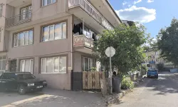 Bursa'da balkondan düşen çocuk ağır yaralandı