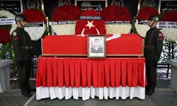 Hatay'da şehit olan iki asker son yolculuklarına uğurlandı