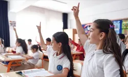Bakan Tekin açıkladı! Yeni okul kıyafetleri nasıl olacak? Ayrıntılar belli oldu