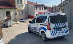 Eskişehir'de şüpheli ölüm: Yaşadığı evin önünde ölü bulundu