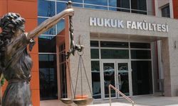 YÖK Başkanı duyurdu: Hukuk fakültelerine giriş başarı sıralaması belirlendi