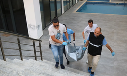 Emlakçıyı arayıp “Arkadaşımı öldürdüm” dedi, sonra kaçtı
