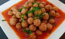 Sulu köfte tarifi: Salçalı sulu köfte nasıl yapılır?