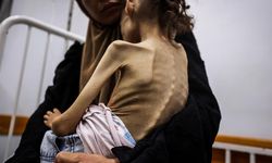 Gazze’de 9 yaşındaki Meryem, 25 kilodan 10 kiloya düştü