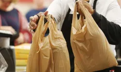 Plastik poşet yerine sadece kağıt ve bez çanta satan marketler yandı