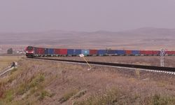 Bakü-Tiflis-Kars Demiryolu hattıyla 7 ayda 250 bin ton yük taşındı