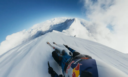 Everest’ten oksijensiz kayakla inen Andrzej Bargiel tarihe geçti