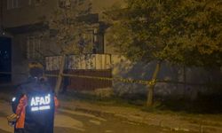 Gebze’de çatlak ve kayma tespit edilen 2 katlı bina tahliye edildi