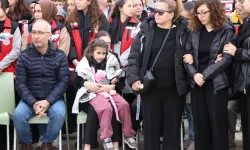 Amasya'da şehidin kızı yürek burktu