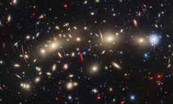 Evrenin ilk kuşak yıldızları tespit edilmiş olabilir