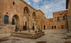 Kilise olarak kullanılan tarihi yapı kültürel etkinliklerle yeniden canlanıyor