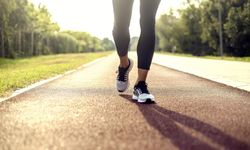 Günde en az 3 bin adım atmak Alzheimer'ın ilerlemesini yavaşlatabilir