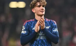 15 yaşında Şampiyonlar Ligi tarihine geçti