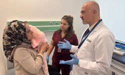 Yangında vücudu yanan Meryem bebek "hassas" tedaviyle iyileşti