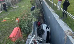 Bahçelievler'de kaza: 5 metre yüksekten düştü