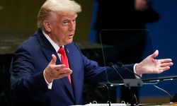 Trump, ABD'nin tarifeleri olmadan dünyanın bunalıma gireceğini savundu