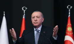 Erdoğan: "Kabristanda kadeh tokuşturmayı maharet zannediyor"