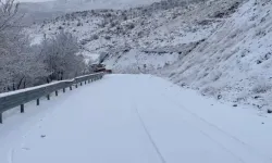Elazığ'da 23 köy okul kardan ulaşıma kapandı