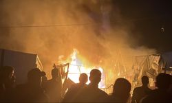 Soykırımcı İsrail ordusu Gazze'de çadır kenti vurdu