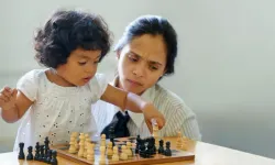 3 yaşındaki Hintli çocuk satranç tarihine geçti