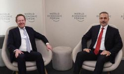 Hakan Fidan Hollandalı mevkidaşı ile Davos'ta görüştü