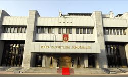 Kara Kuvvetleri Komutanlığı’na operasyon: 6’sı asker 20 şüpheli gözaltında