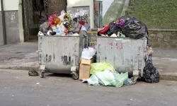 Kastamonu'da çöp konteynerinin yanında bulunan bebeğin annesi yargılanıyor