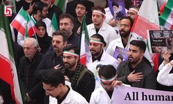 Tahran’da doktorlardan sağlık merkezlerine saldırılara protesto