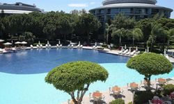 Turizmde birinci çeyrek geliri 9 milyar 896 milyon 456 bin dolar oldu