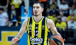 Fenerbahçe Beko'nun Fransız basketbolcusu De Colo sezon sonunda kariyerine son verecek