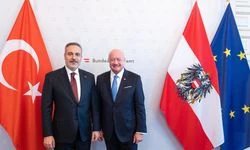 Dışişleri Bakanı Fidan, Avusturya Başbakanı Stocker tarafından kabul edildi